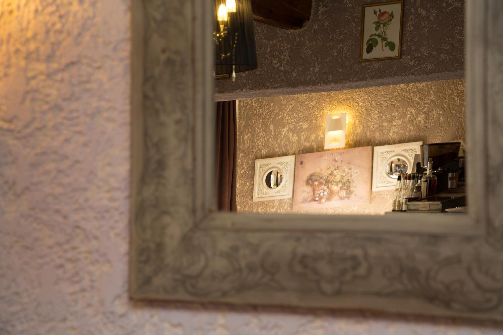 Logis Hotel Restaurant La Farigoule Sainte-Cécile-les-Vignes المظهر الخارجي الصورة