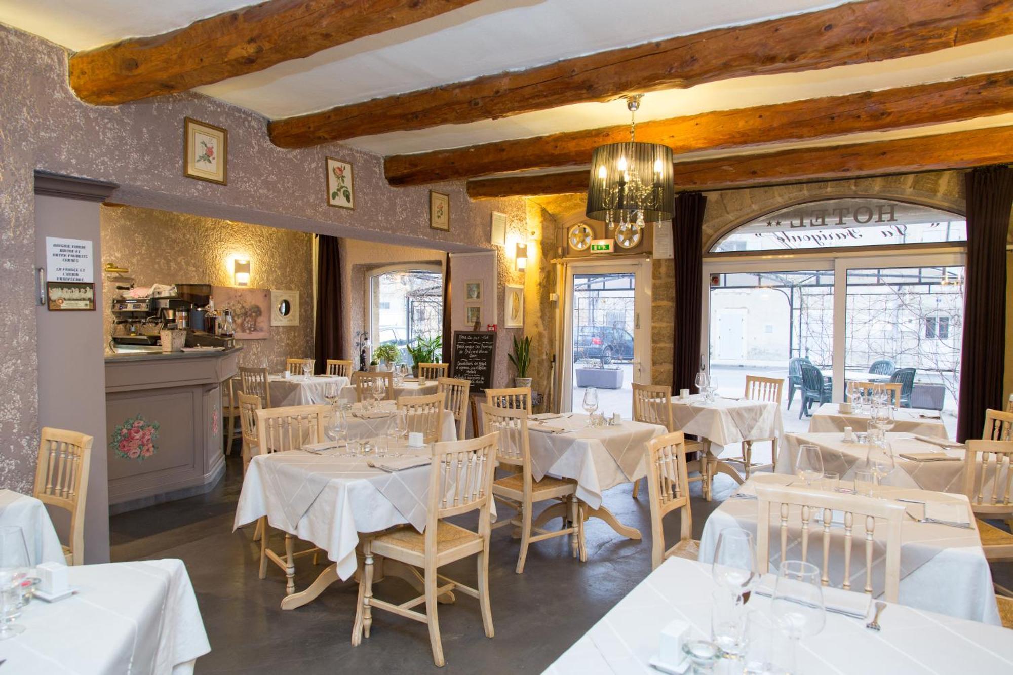 Logis Hotel Restaurant La Farigoule Sainte-Cécile-les-Vignes المظهر الخارجي الصورة