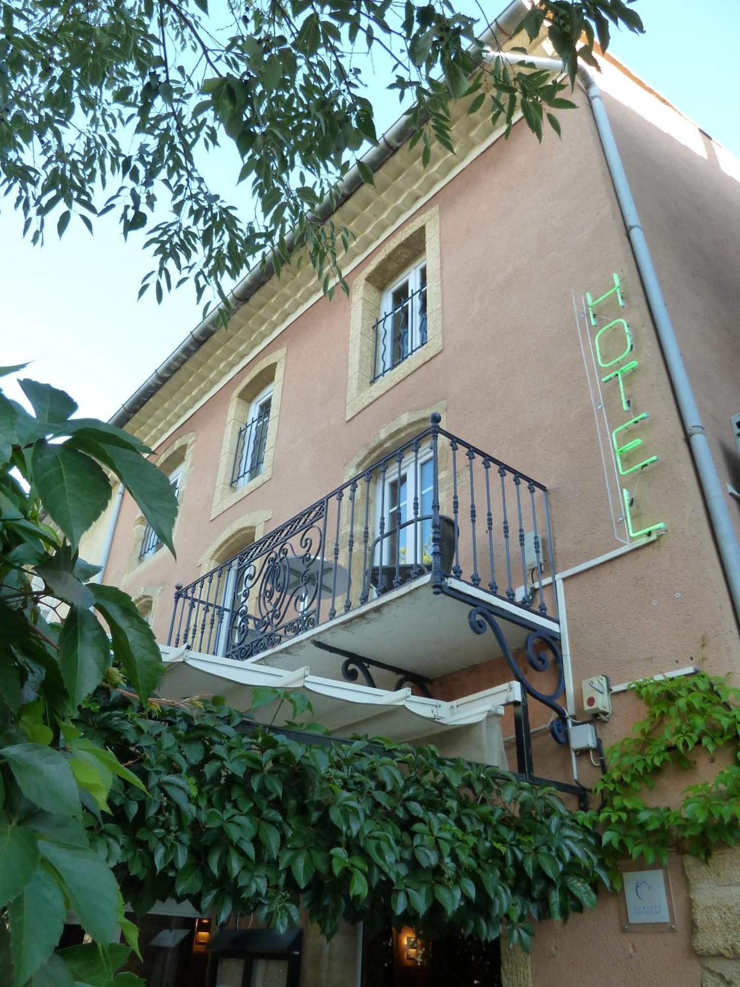 Logis Hotel Restaurant La Farigoule Sainte-Cécile-les-Vignes المظهر الخارجي الصورة